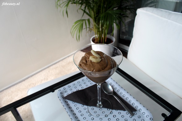 gezonde-chocolade-mousse8