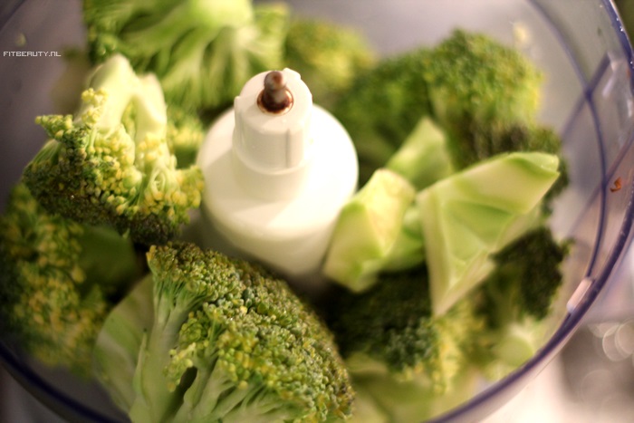 recept-broccoli-spinazie-omelet-paleo-1