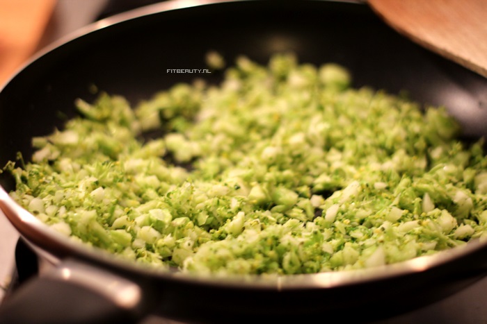 recept-broccoli-spinazie-omelet-paleo-7