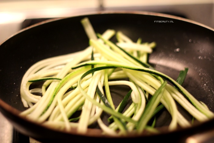 recept-courgette-spaghetti-paleo-challenge-9