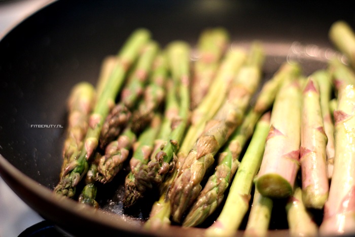 recept-asperges-zelfgemaakte-aioli-feta-ei-1