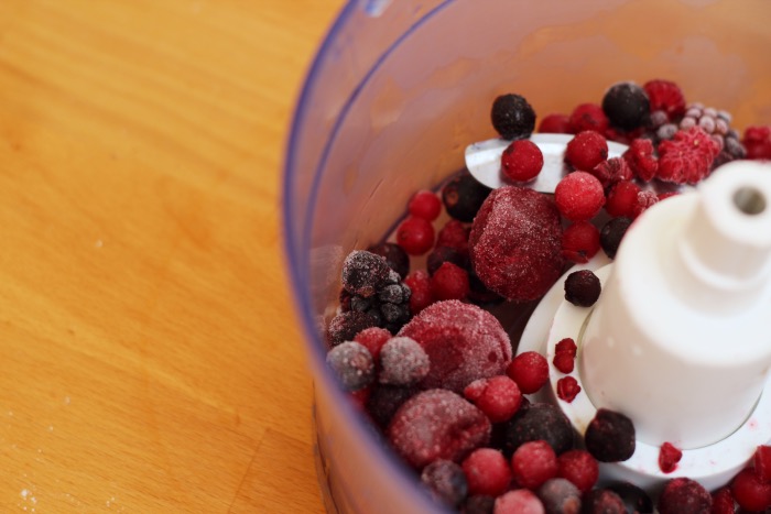 recept-rode-vruchten-icecream-bowl-1