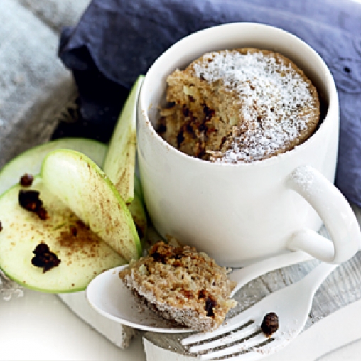 Spiced-apple-and-date-cup-pudding