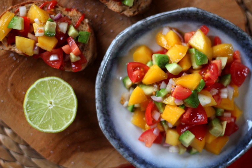 recept-simpele-mango-salsa-10