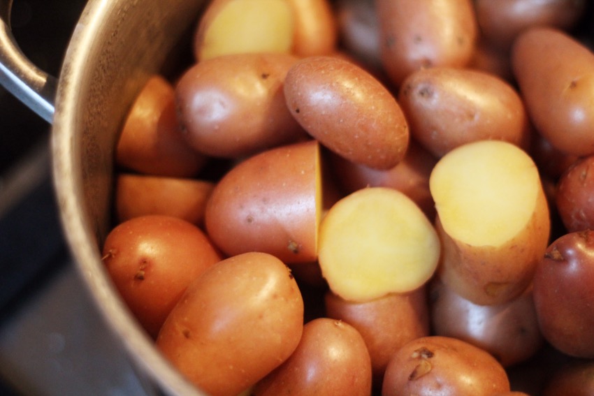 recept-knapperige-aardappelen-oven-4