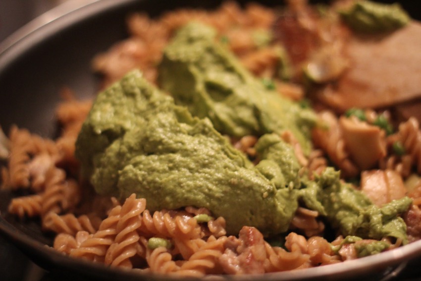 recept-avocado-pesto-pasta-5